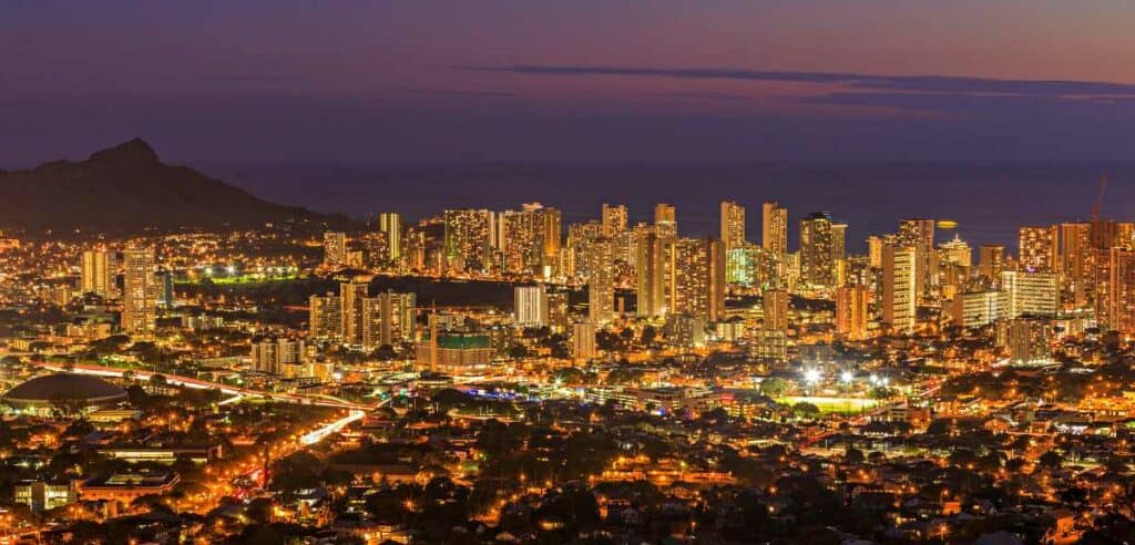 Sunset hikes in Oahu offer fantastic views of Honolulu from the Tantalus Lookout