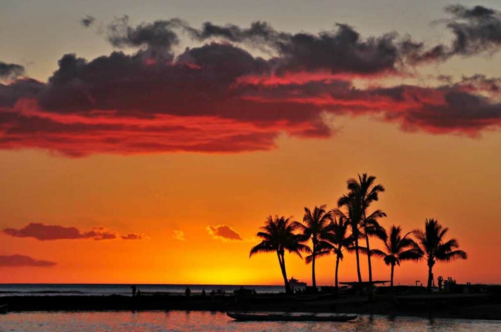 Beautiful sunset at Waikiki Beach, Oahu