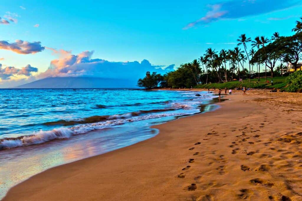 Sunset on Ulua Beach near Lahaina, Wailea, Maui, Hawaii, USA