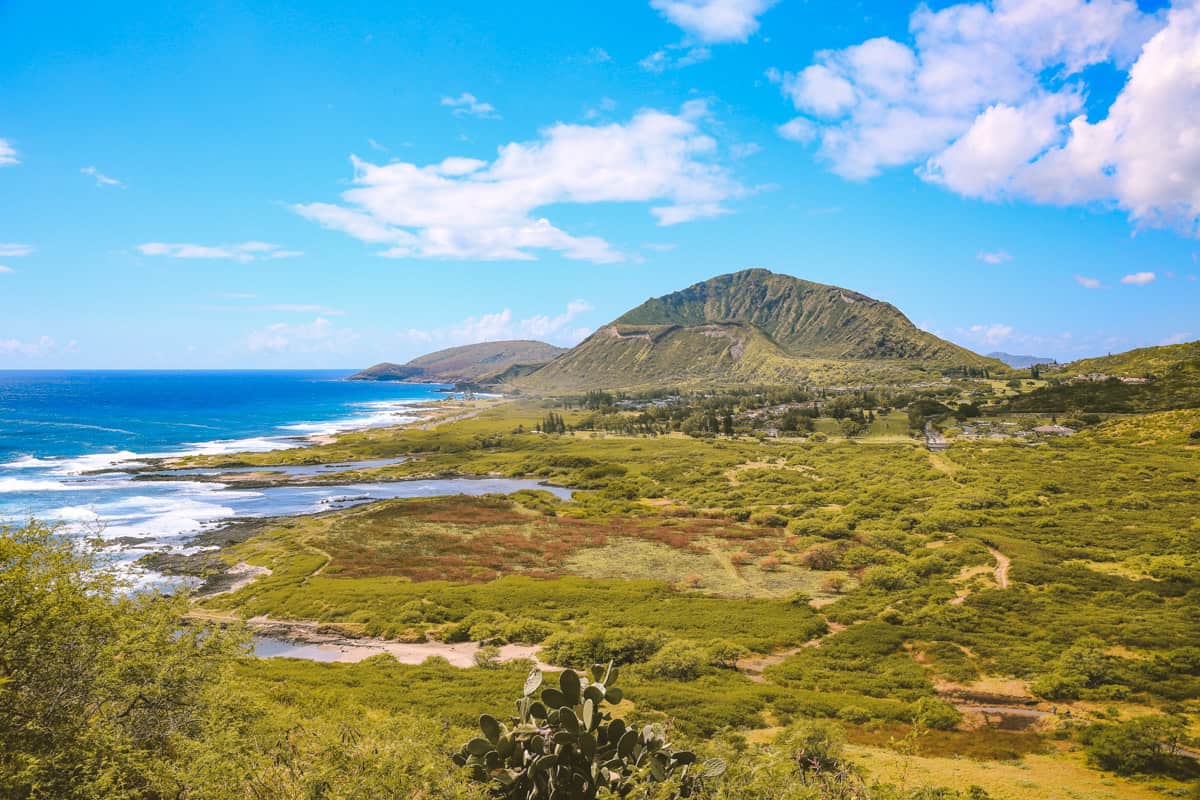 The Makapu'u Point Lighthouse Trail in Oahu offers superb views!