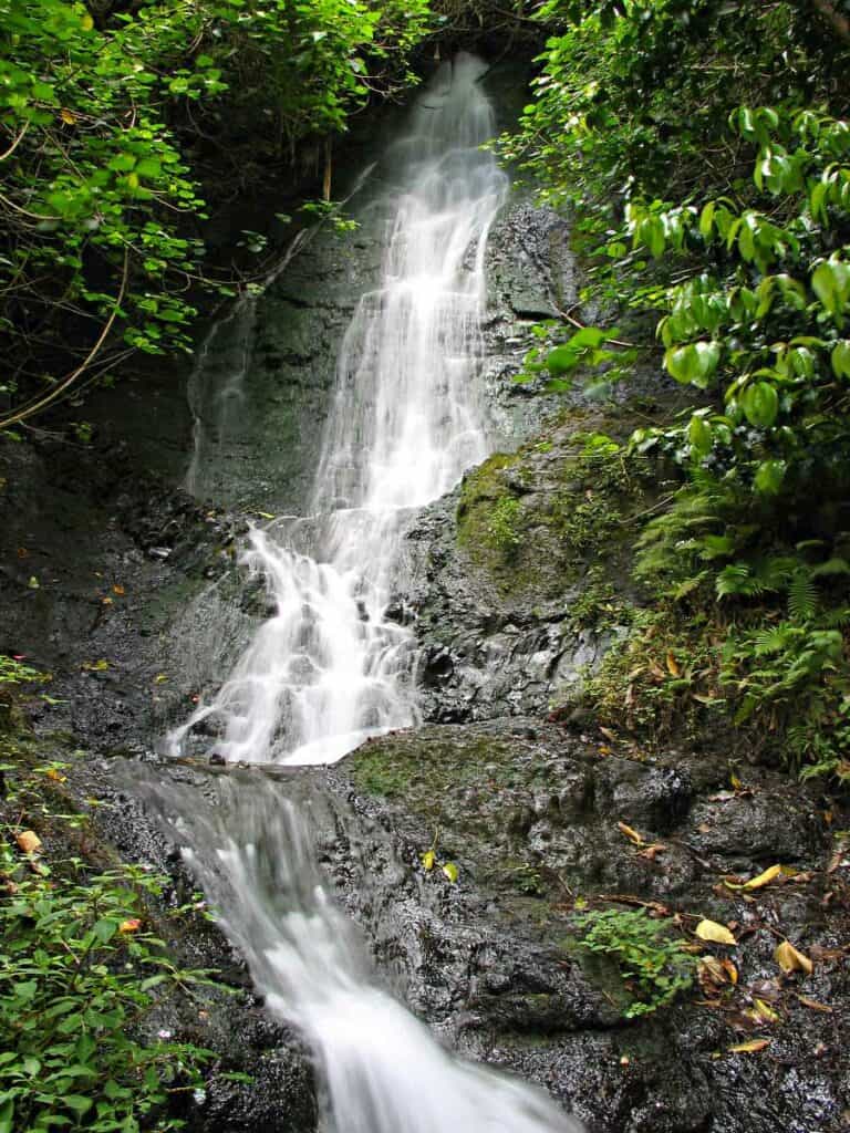 Likeke Falls, an amazing waterfall in Oahu, Hawaii