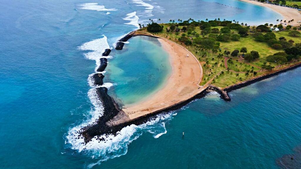 Ala Moana Beach Park and Magic Island Lagoons, one of the best Oahu beaches in Honolulu