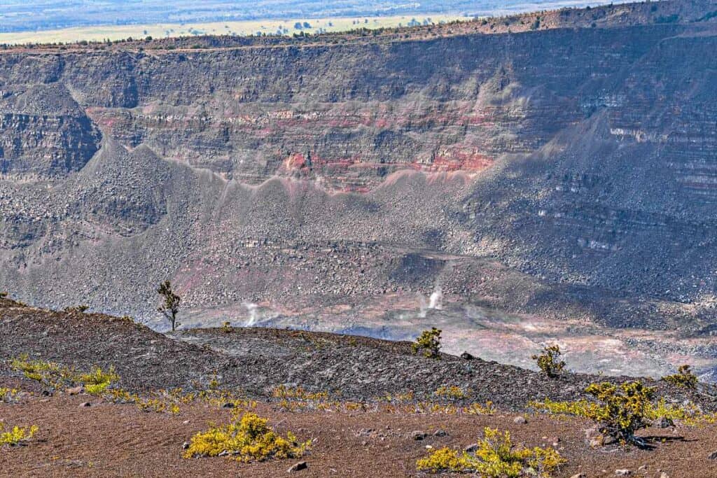 Amazing wall and scenery of the Haleakala crater