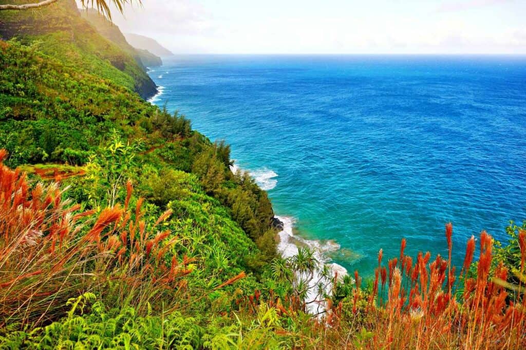 Kalalau Trail along the beautiful Napali Coast of Kauai