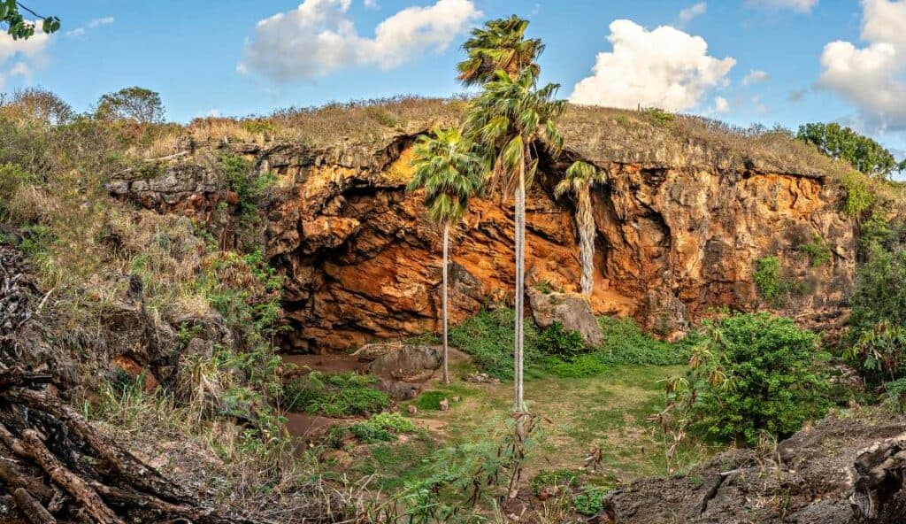 Makauwahi Cave Reserve, Kauai, Hawaii, beyond the Mahaulepu Heritage Trail