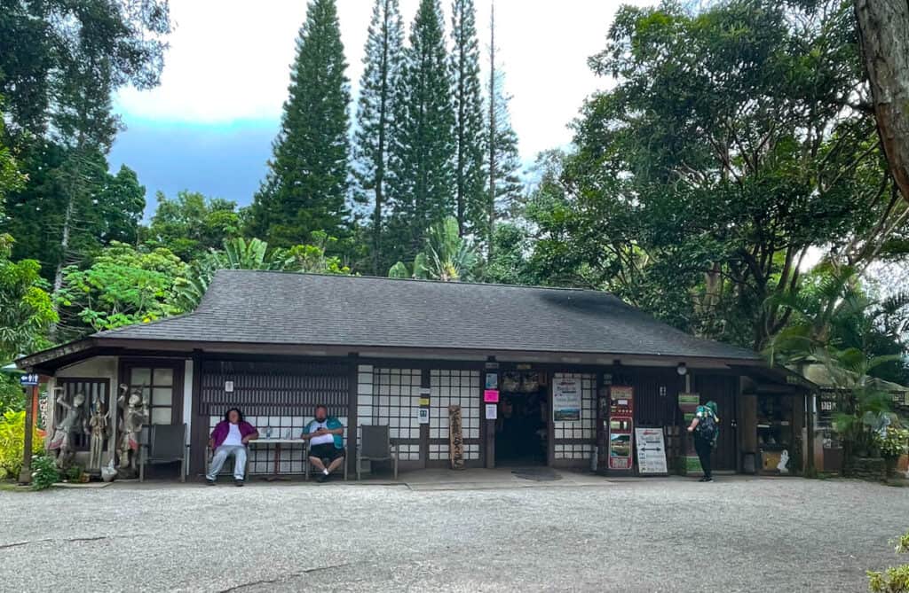 Gift Shop at the Byodo-In Temple in Oahu