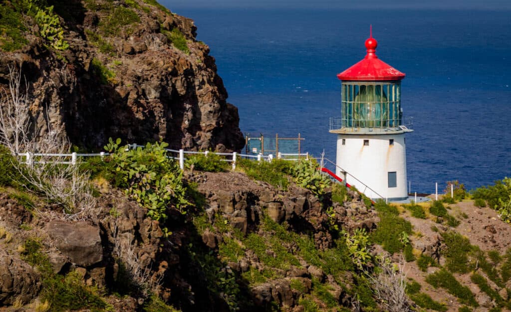 The stunning Makapuu Lighthouse on Oahu, Hawaii