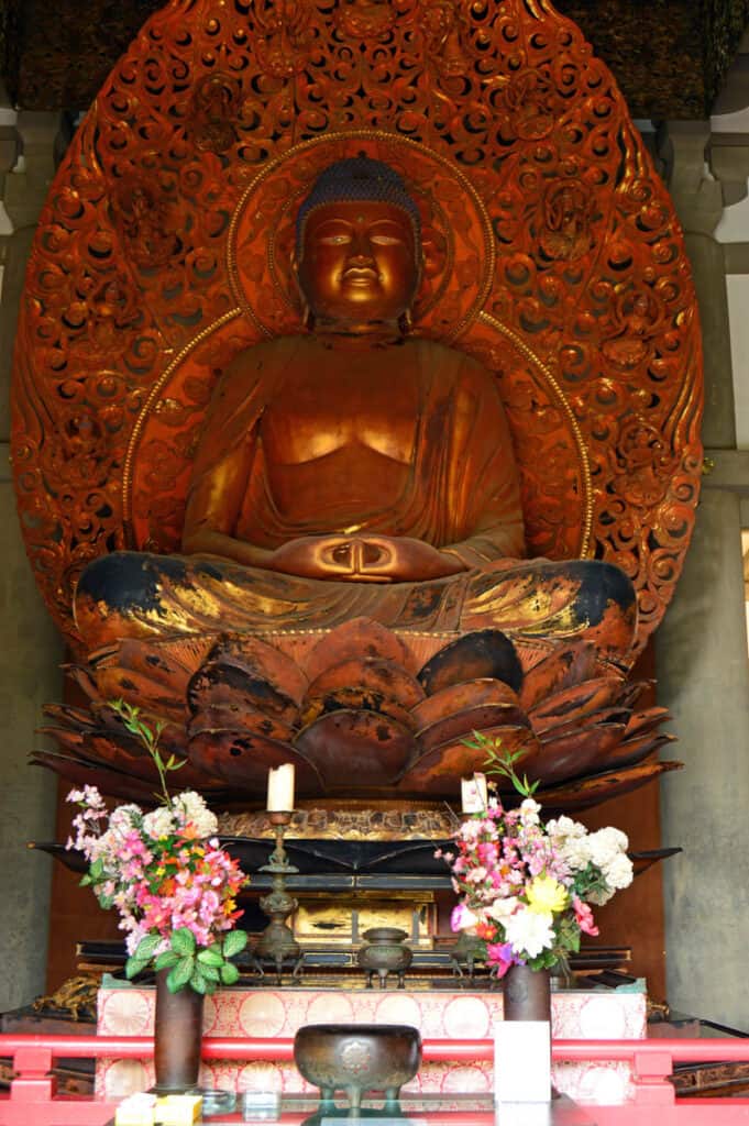 Statue of Buddha at the Byodo-In Temple in Oahu, Hawaii