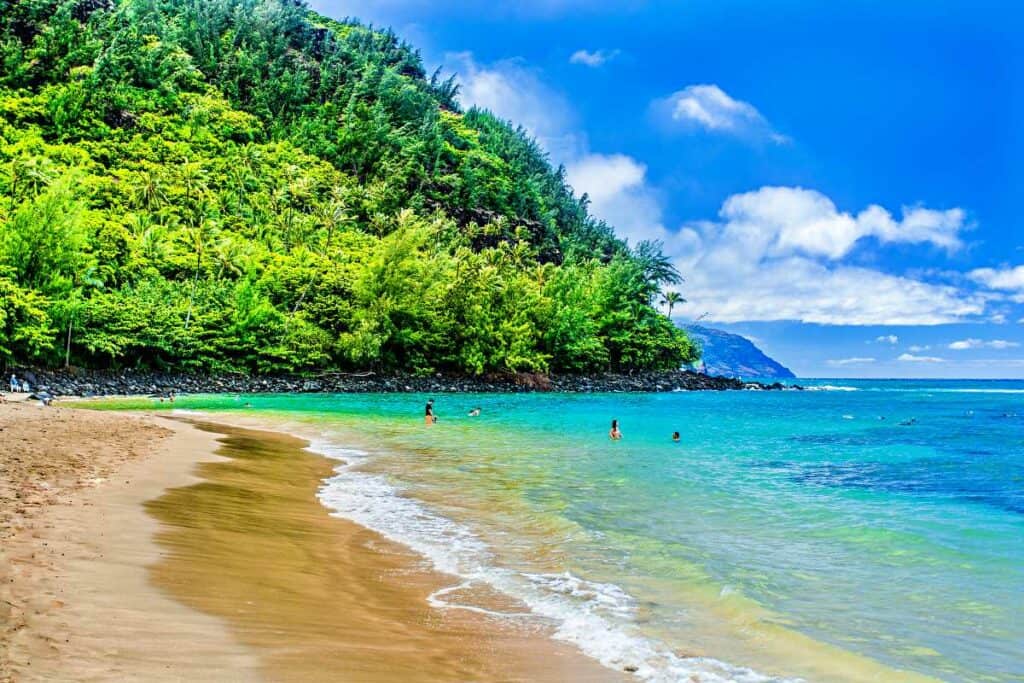 Beautiful Kee Beach, one of the best Kauai swimming beaches, in Haena State Park