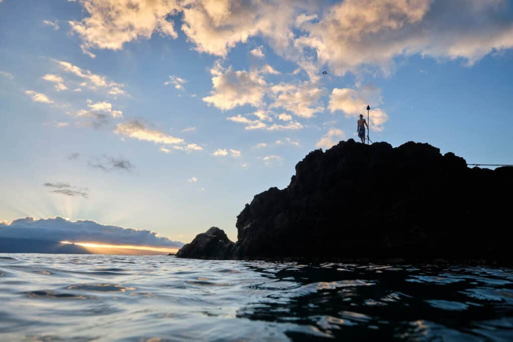 Black Rock Sunset Diving Ceremony at Kaanapali Beach in Maui, Hawaii