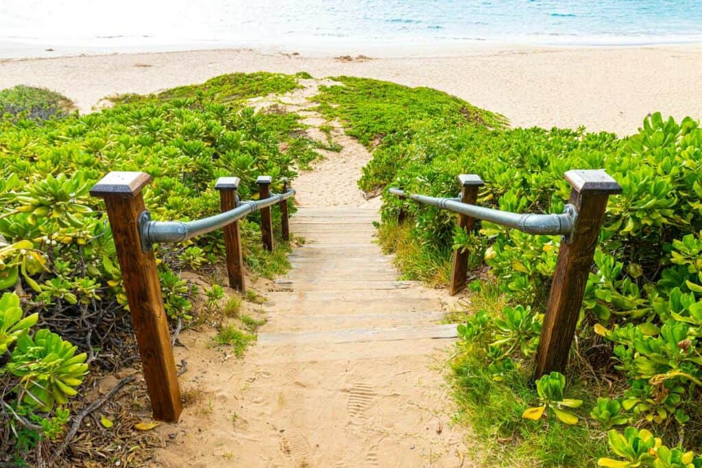 Access path to Wailea Beach, Maui, HI