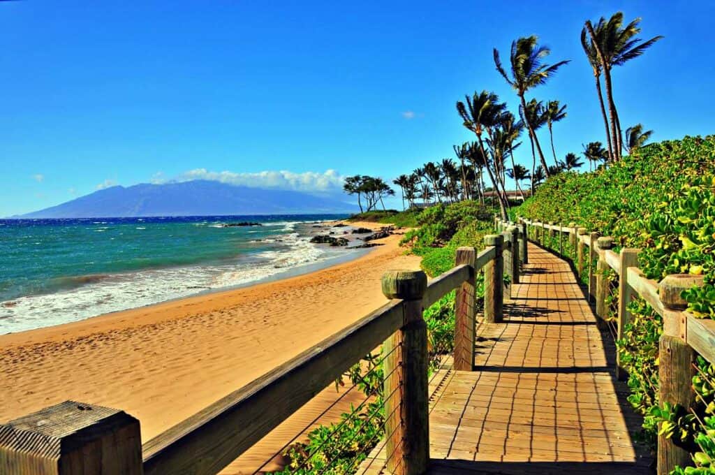 Wailea Beach Path, a walkway along the beach connecting different resorts