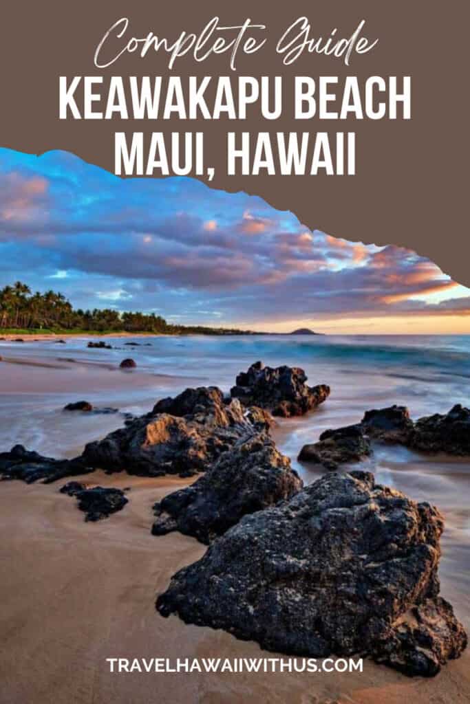 Discover the complete guide to visiting Keawakapu Beach in Maui, Hawaii. This beautiful beach is located on the island's west side and offers swimming, snorkeling, sunbathing and spectacular sunsets! #mauitravel #mauibeaches