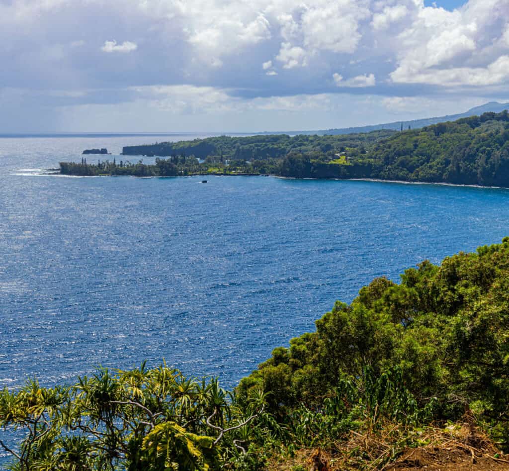 View from Kaumahina State Wayside Park in Maui, Hawaii