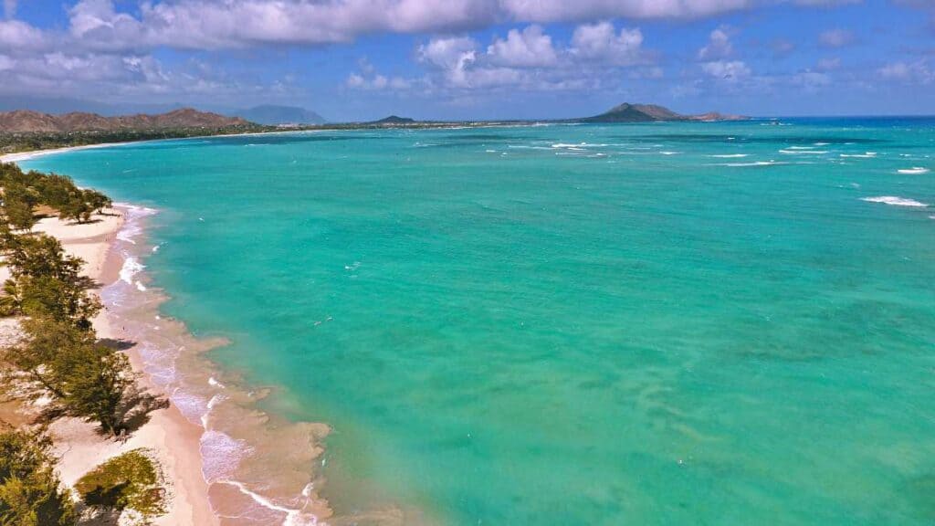 Stunning turquoise waters at Kailua Bay, Oahu