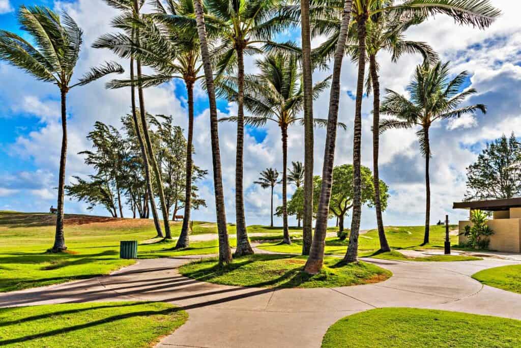 Beach access from the main parking lot to Kailua Beach, Oahu, HI