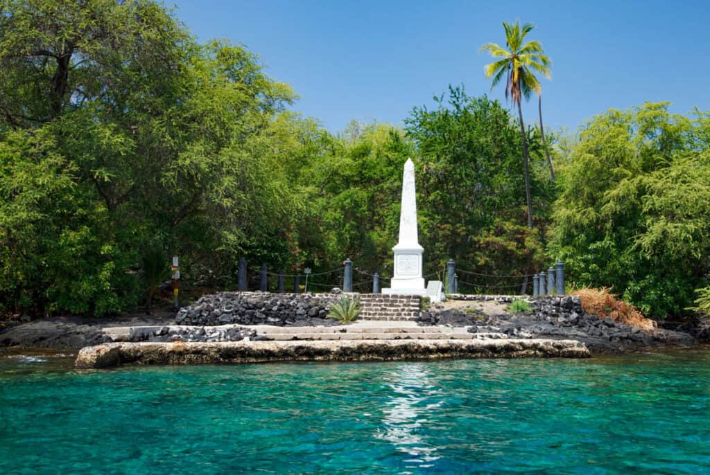 Captain Cook Monument at Ka’awaloa Flats, Kealakekua Bay, Big Island, Hawaii