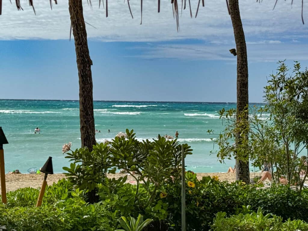View of the Pacific Ocean from Duke's Waikiki
