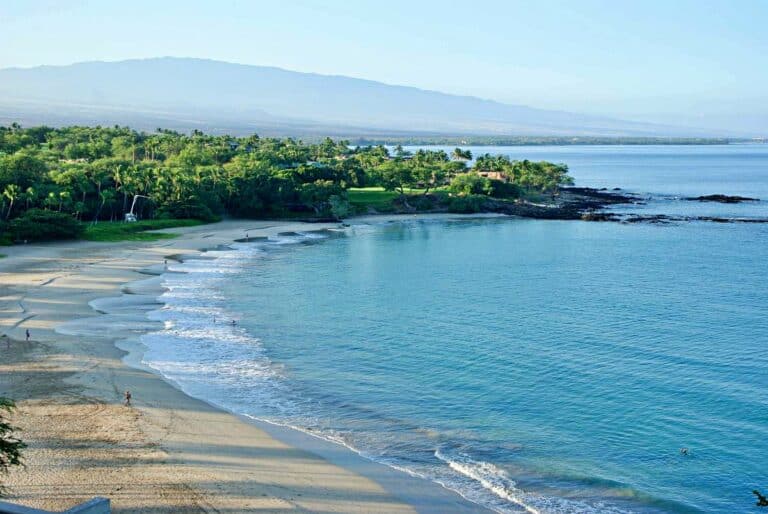 Kauna’oa Beach (Mauna Kea Beach), Big Island, HI: Complete 2024 Visitor Guide