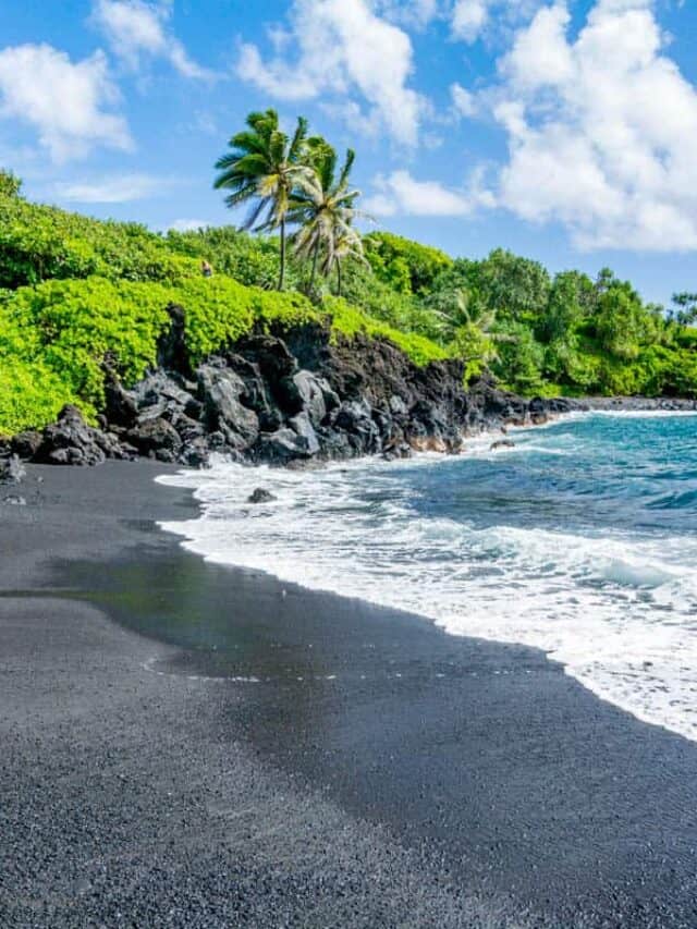 Visiting Black Sand Beach Maui Story