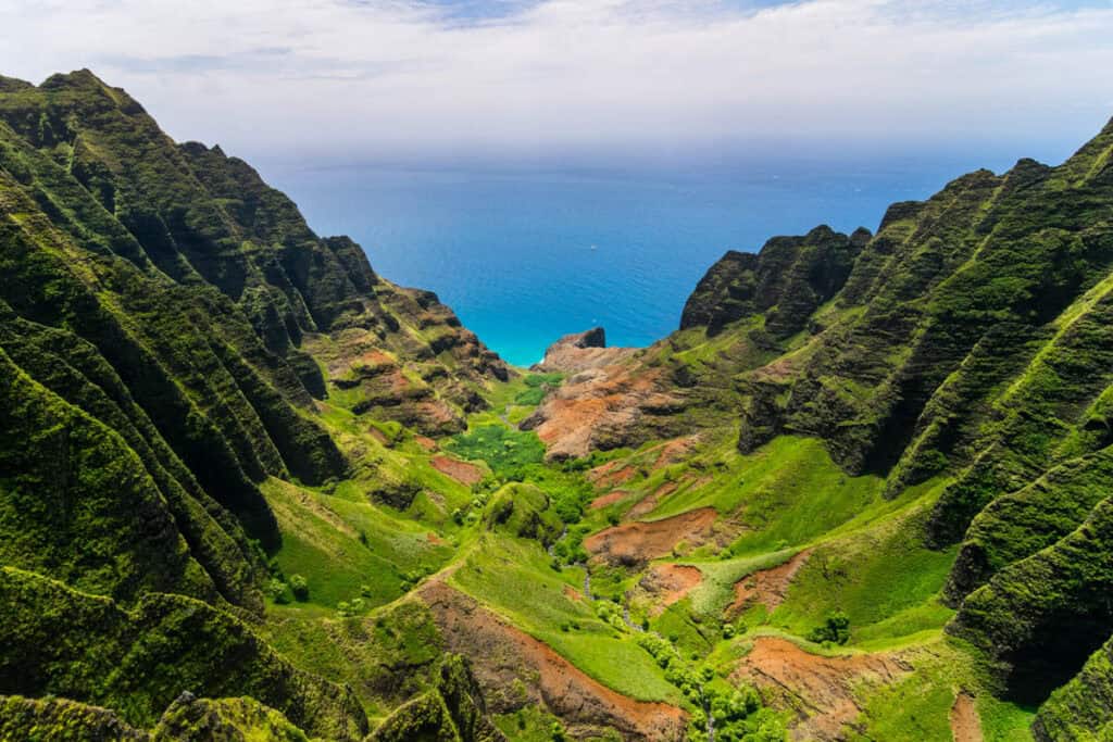 The Na Pali Cliffs in Kauai, Hawaii